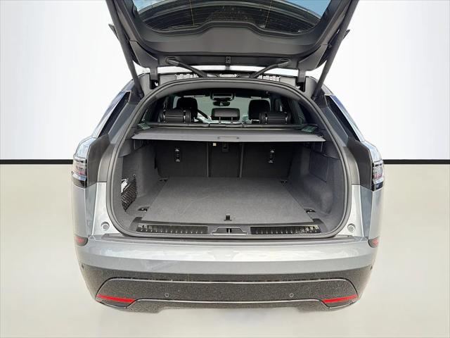 2026 Land Rover Range Rover Velar P250 Dynamic SE