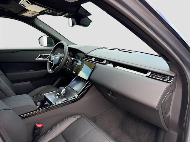 2026 Land Rover Range Rover Velar P250 Dynamic SE