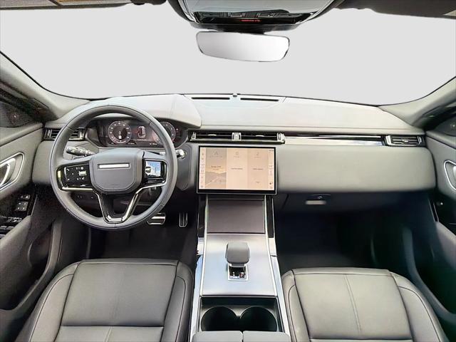 2026 Land Rover Range Rover Velar P250 Dynamic SE