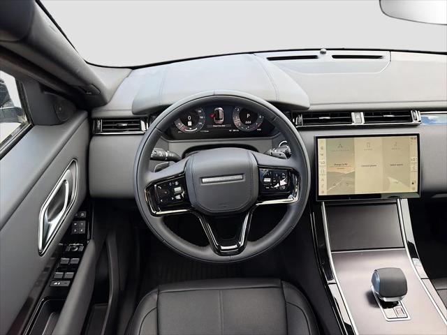 2026 Land Rover Range Rover Velar P250 Dynamic SE