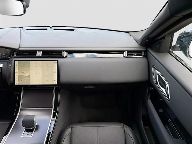 2026 Land Rover Range Rover Velar P250 Dynamic SE