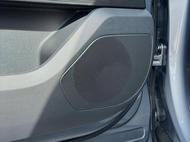 2026 Land Rover Range Rover Velar P250 Dynamic SE