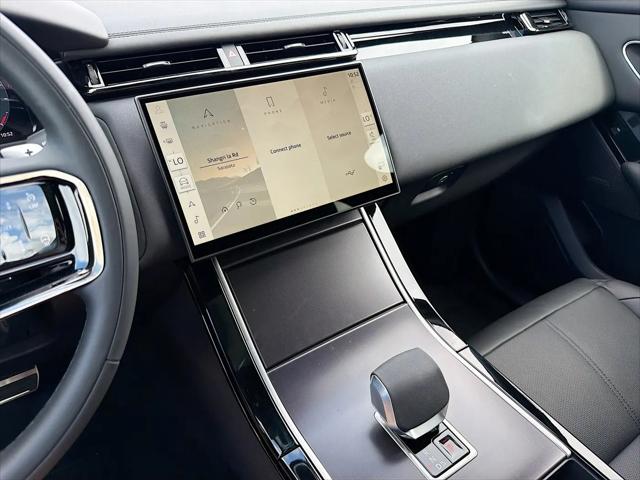 2026 Land Rover Range Rover Velar P250 Dynamic SE