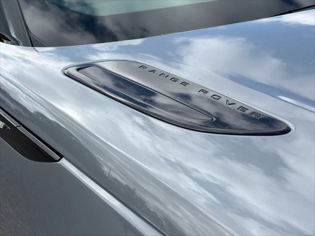 2026 Land Rover Range Rover Velar P250 Dynamic SE