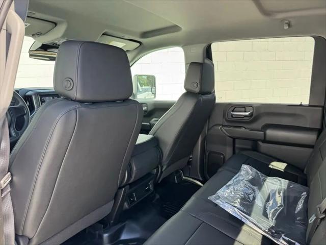 2026 Chevrolet Silverado 3500HD Crew Cab, Long Bed, WT Dual Rear Wheel, RWD