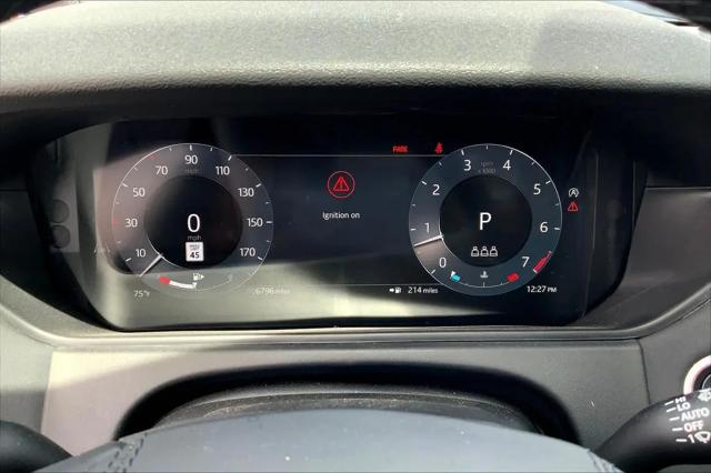 2025 Land Rover Range Rover Velar P250 Dynamic SE