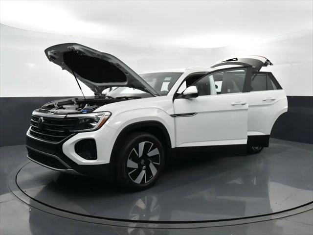 2024 Volkswagen Atlas Cross Sport 2.0T SE w/Technology
