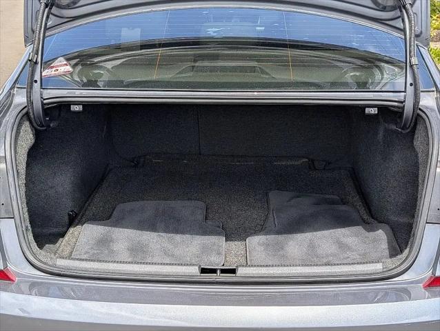2017 Volkswagen Passat 1.8T R-Line