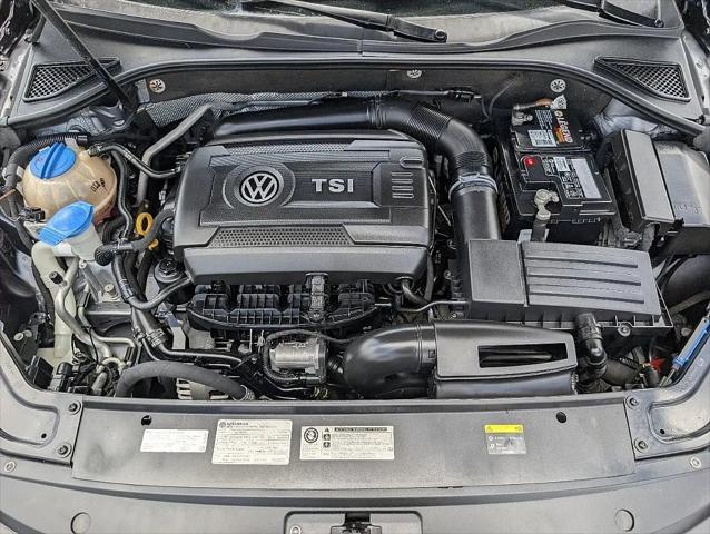 2017 Volkswagen Passat 1.8T R-Line