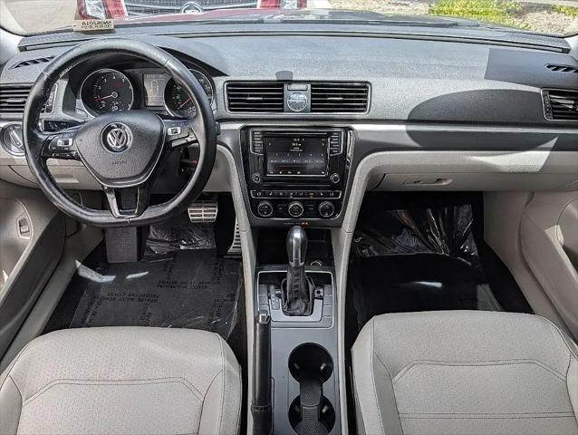2017 Volkswagen Passat 1.8T R-Line