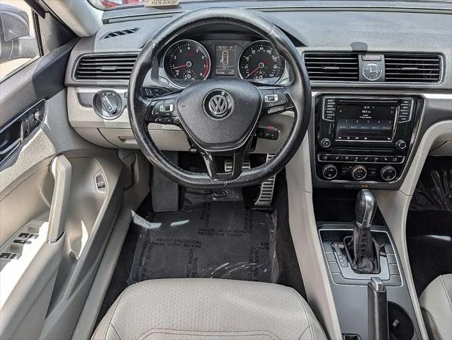 2017 Volkswagen Passat 1.8T R-Line