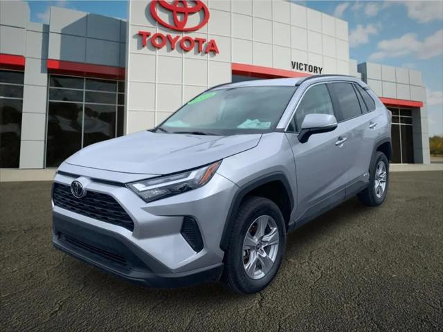 2025 Toyota RAV4 Hybrid XLE