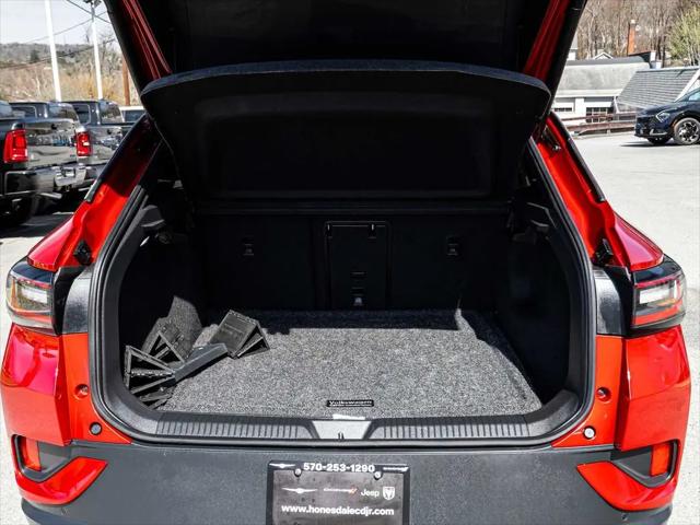 2023 Volkswagen ID.4 AWD Pro S Plus