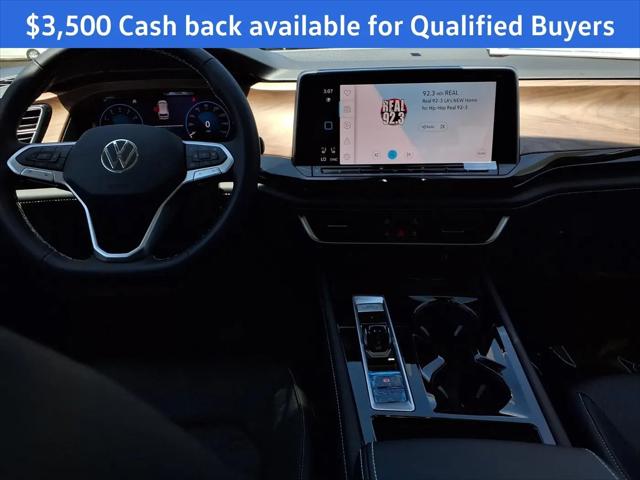 2026 Volkswagen Atlas SE with Technology