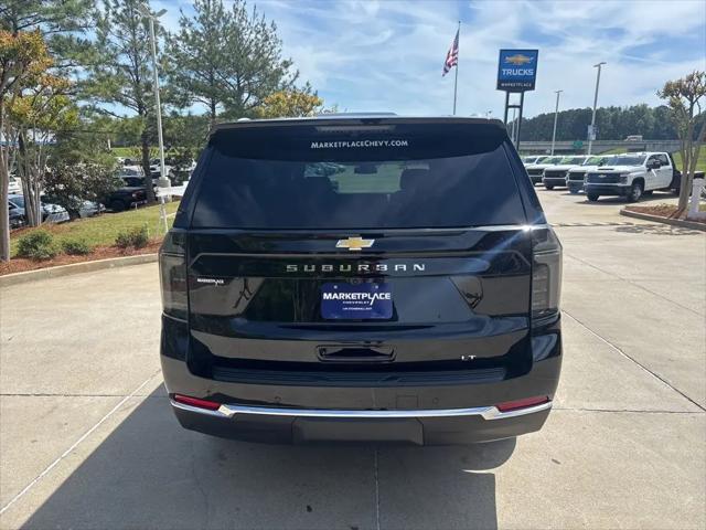 2026 Chevrolet Suburban LT, RWD