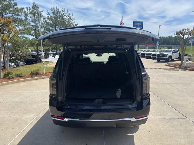 2026 Chevrolet Suburban LT, RWD