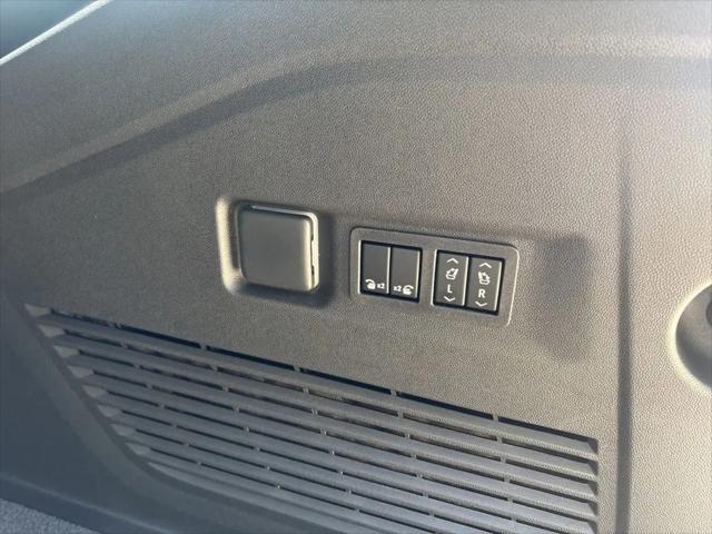 2026 Chevrolet Suburban LT, RWD