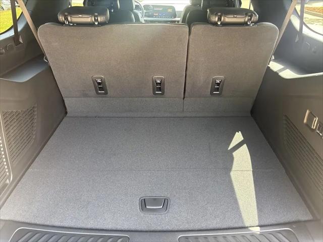 2026 Chevrolet Suburban LT, RWD