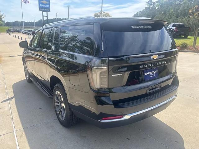 2026 Chevrolet Suburban LT, RWD