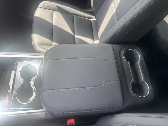 2026 Chevrolet Suburban LT, RWD