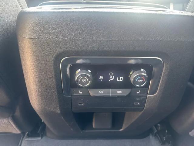 2026 Chevrolet Suburban LT, RWD
