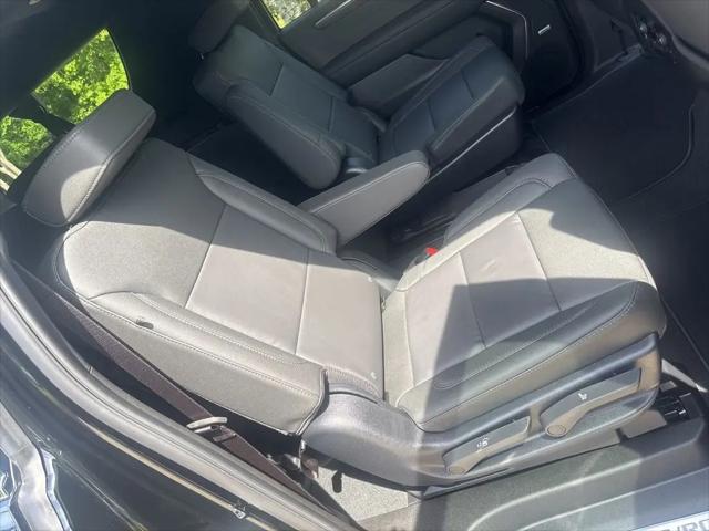 2026 Chevrolet Suburban LT, RWD
