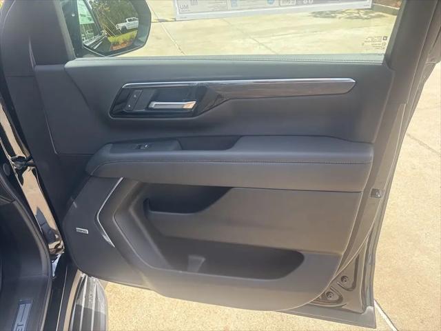 2026 Chevrolet Suburban LT, RWD