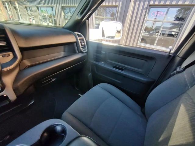 2022 Ram 2500 Tradesman Crew Cab 4x4 6'4" Box