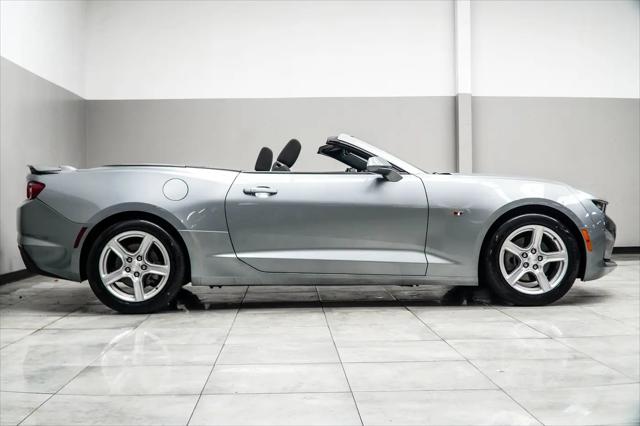 2023 Chevrolet Camaro RWD Convertible 1LT