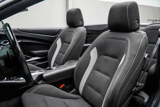 2023 Chevrolet Camaro RWD Convertible 1LT