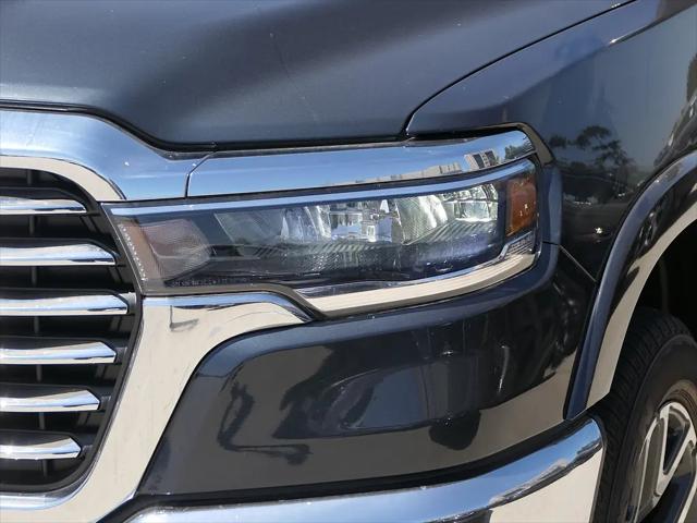 2026 Ram 1500 Laramie Crew Cab 4x4 5'7" Box