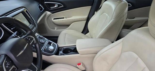 2016 Chrysler 200 C