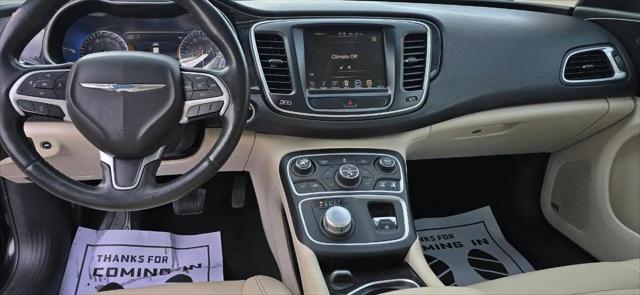 2016 Chrysler 200 C