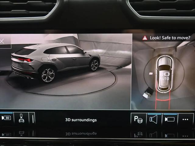 2021 Lamborghini Urus Graphite Capsule
