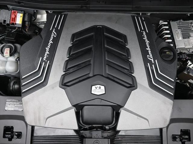 2021 Lamborghini Urus Graphite Capsule