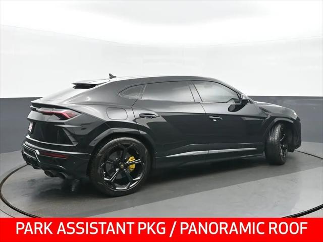 2021 Lamborghini Urus Graphite Capsule