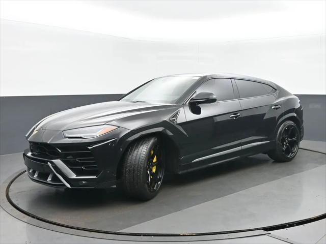 2021 Lamborghini Urus Graphite Capsule