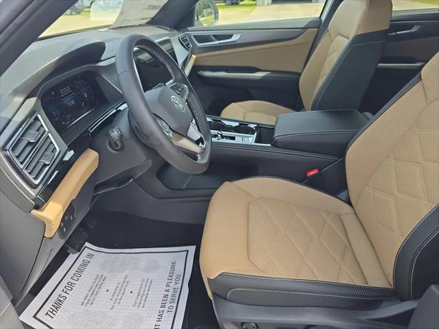 2026 Volkswagen Atlas Cross Sport SE with Technology