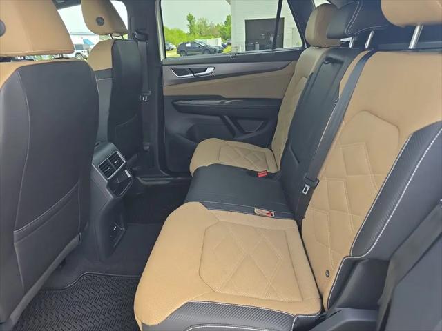 2026 Volkswagen Atlas Cross Sport SE with Technology