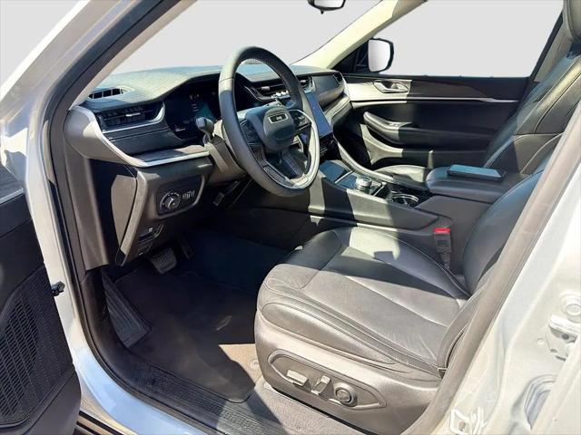 2023 Jeep Grand Cherokee L Limited 4x2
