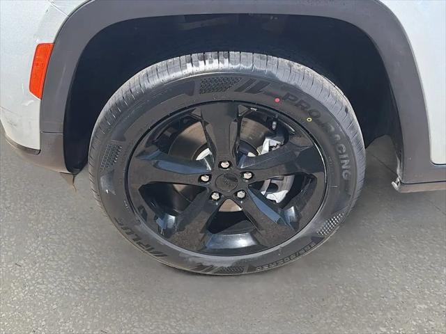 2023 Jeep Grand Cherokee L Limited 4x2