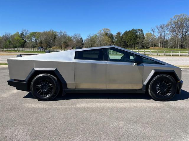 2025 Tesla Cybertruck All-Wheel Drive