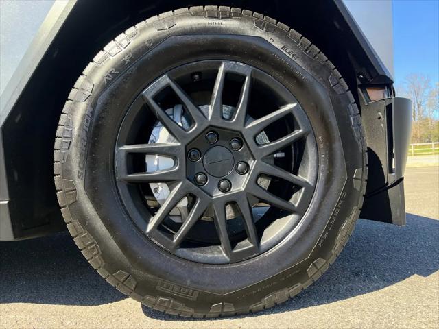 2025 Tesla Cybertruck All-Wheel Drive
