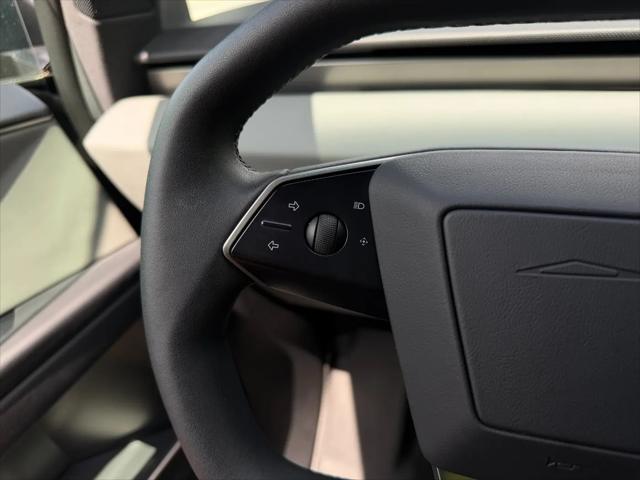 2025 Tesla Cybertruck All-Wheel Drive