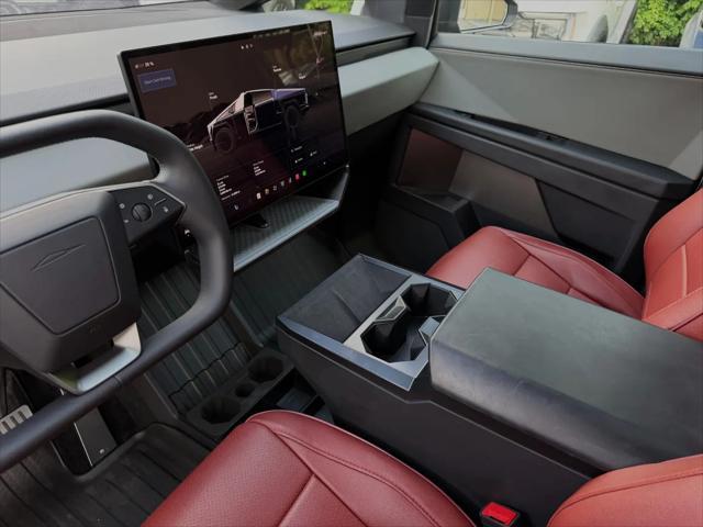 2025 Tesla Cybertruck All-Wheel Drive
