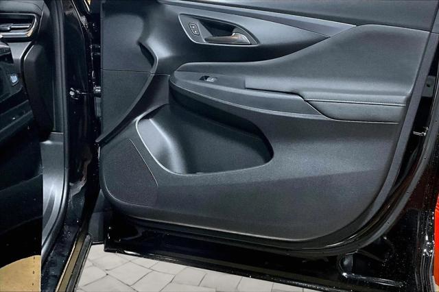 2026 Buick NV Preferred FWD