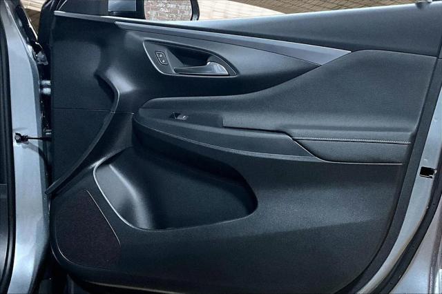 2026 Buick NV Preferred FWD