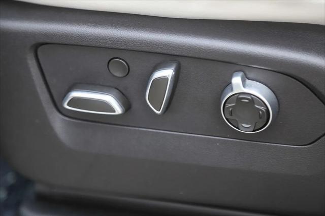 2025 Cadillac Escalade ESV Sport Platinum