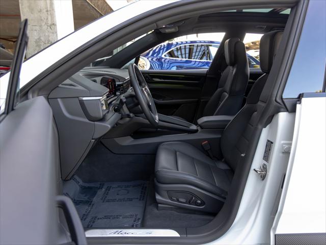 2025 Porsche Macan Electric 4