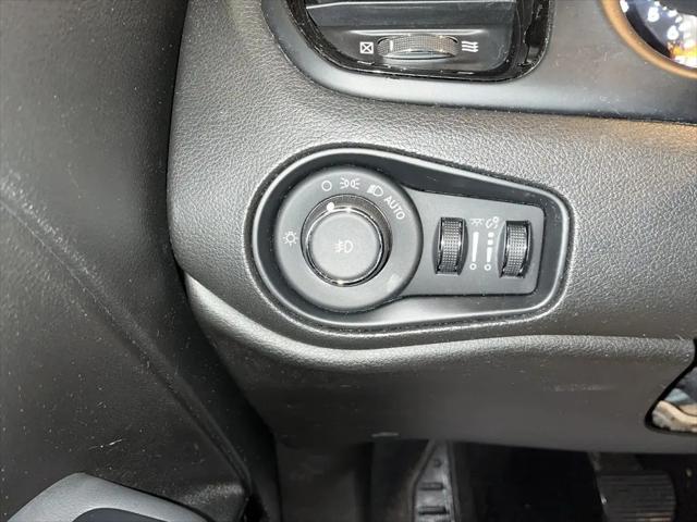 2018 Jeep Renegade Altitude FWD